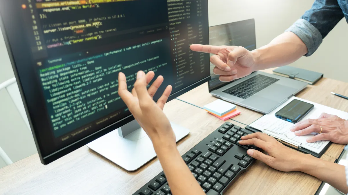 1. The Role of a Data Engineer
