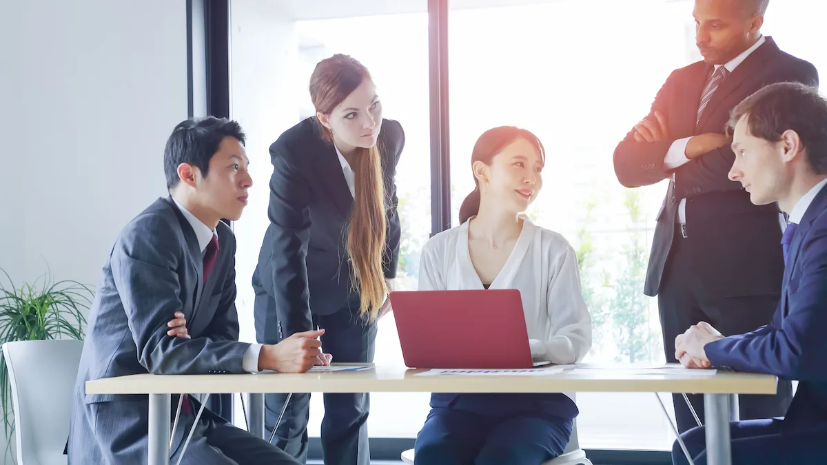 4. Understanding Japanese Workplace Culture