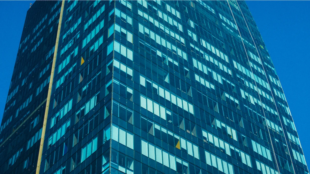 7. まとめ:社内SEは「やめとけ」ではなく「企業選びが全て」