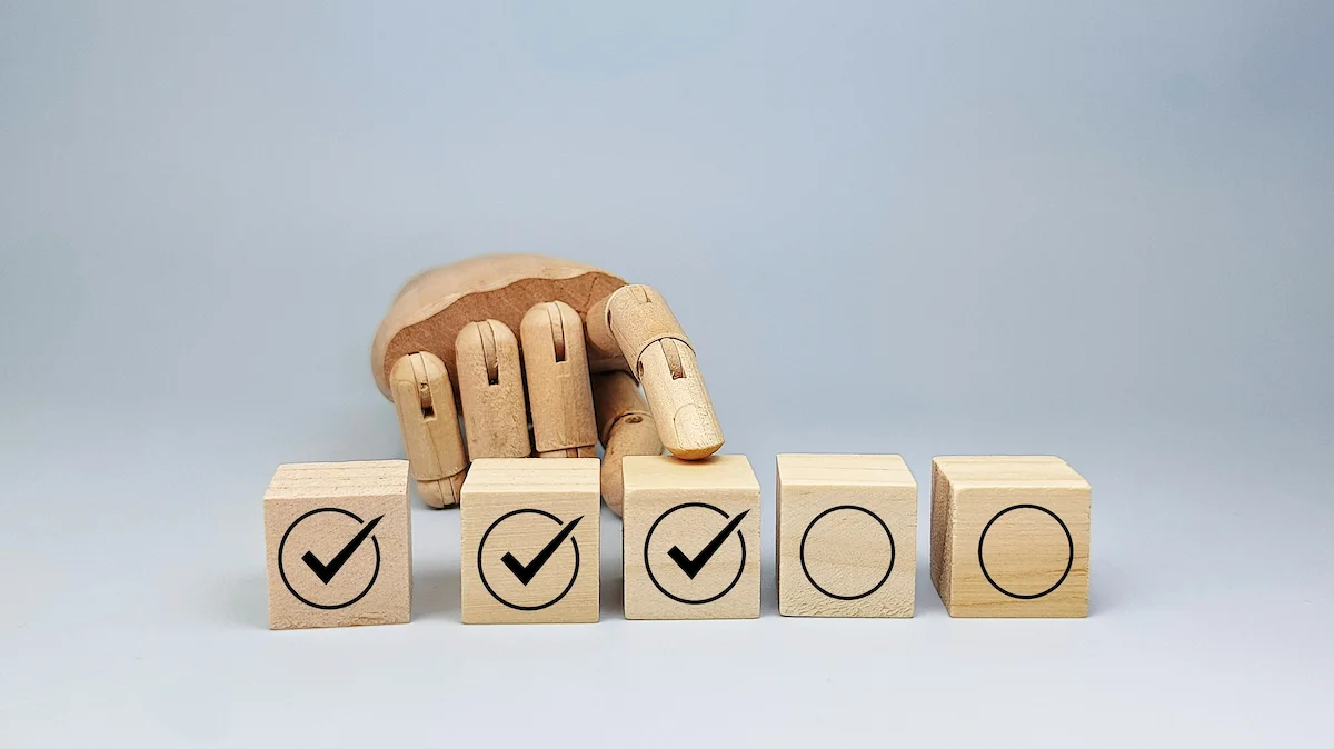 10. データエンジニアのスキル習得ロードマップとキャリアパス｜段階別に進める方法