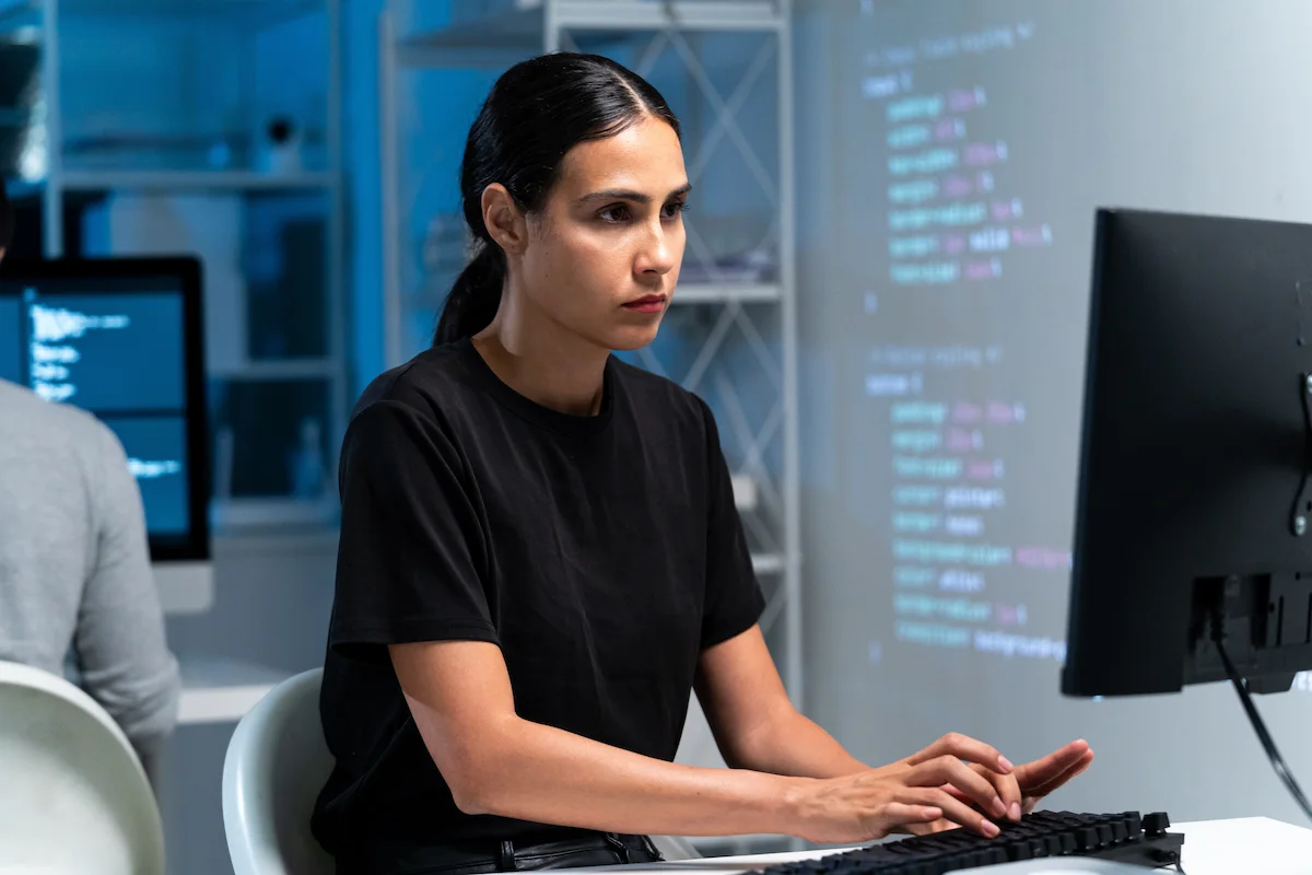 4. 勤続年数で変わる退職理由——1年未満と1年以上では課題が異なる