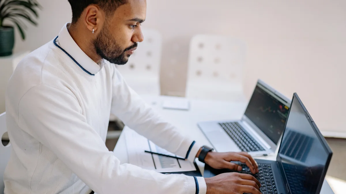 6. 業務系システムの開発言語と求められるエンジニアスキルを解説する